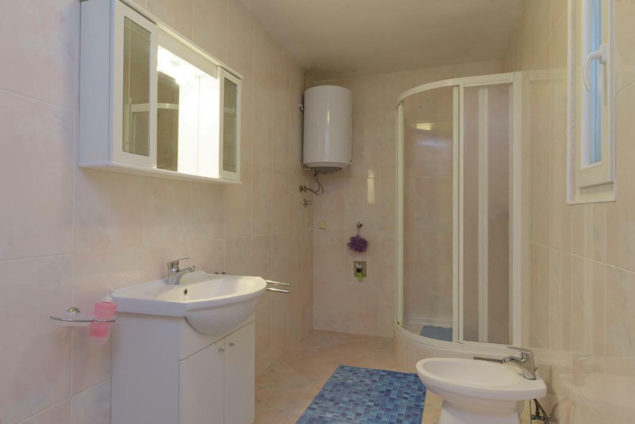 Rooms Mirjana - Centre Of Trogir Eksteriør bilde