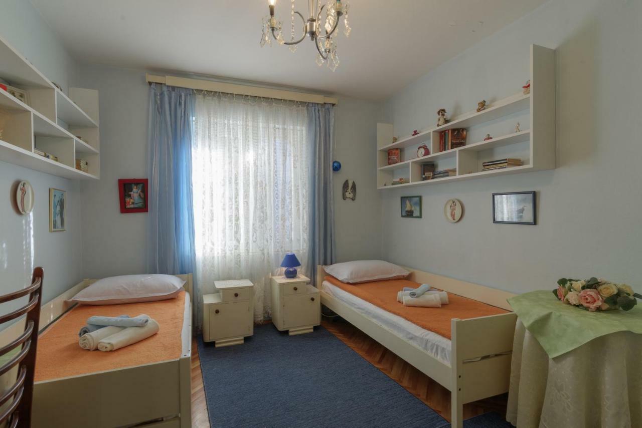 Rooms Mirjana - Centre Of Trogir Eksteriør bilde