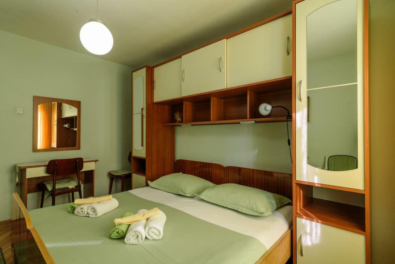 Rooms Mirjana - Centre Of Trogir Eksteriør bilde